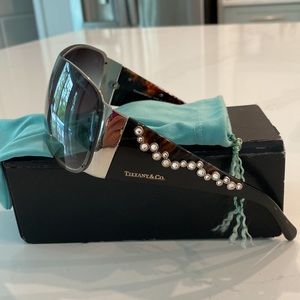 Fabulous Tiffany shield sunglasses rare